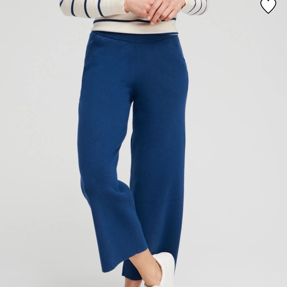 Chicos Zenergy® Luxe Cashmere Blend Cropped Pants
